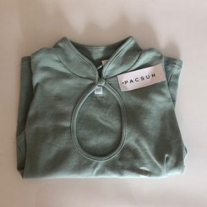 Small PacSun teal key neck crop top!!